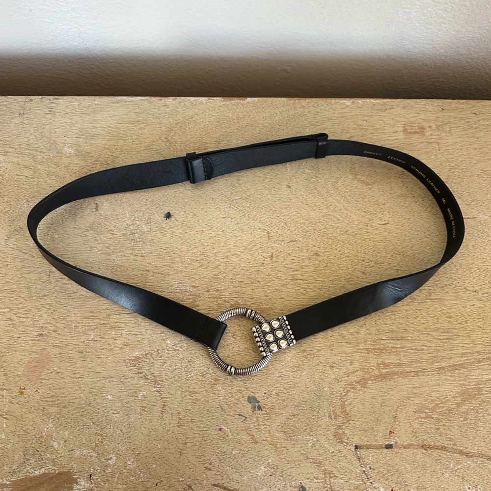 Chicos Black Leather Adjustable Belt
